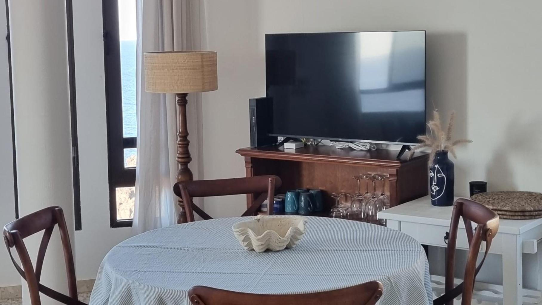 'dos Sirenas' Oceanfront Apartment Los Abrigos